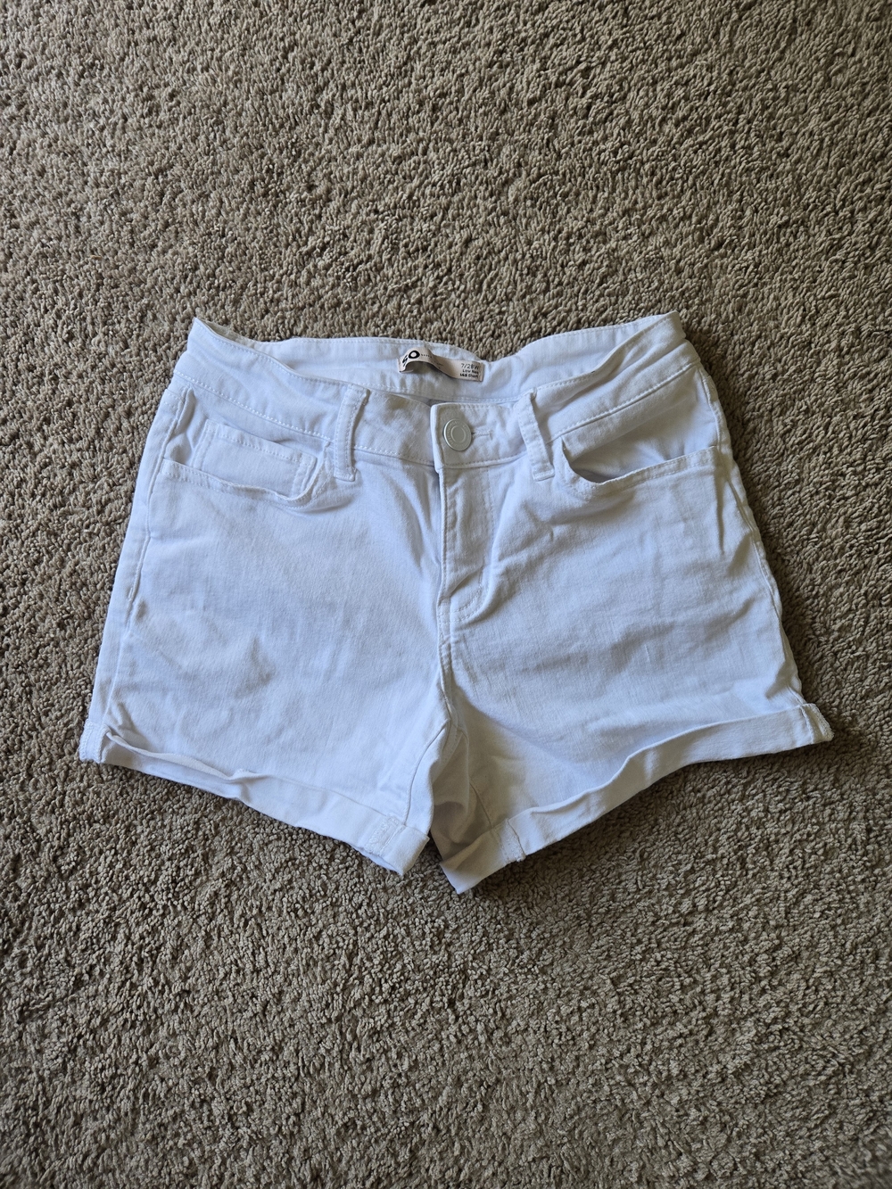 SO Low Rise White Denim Midi Shorts Cuffed Size 7